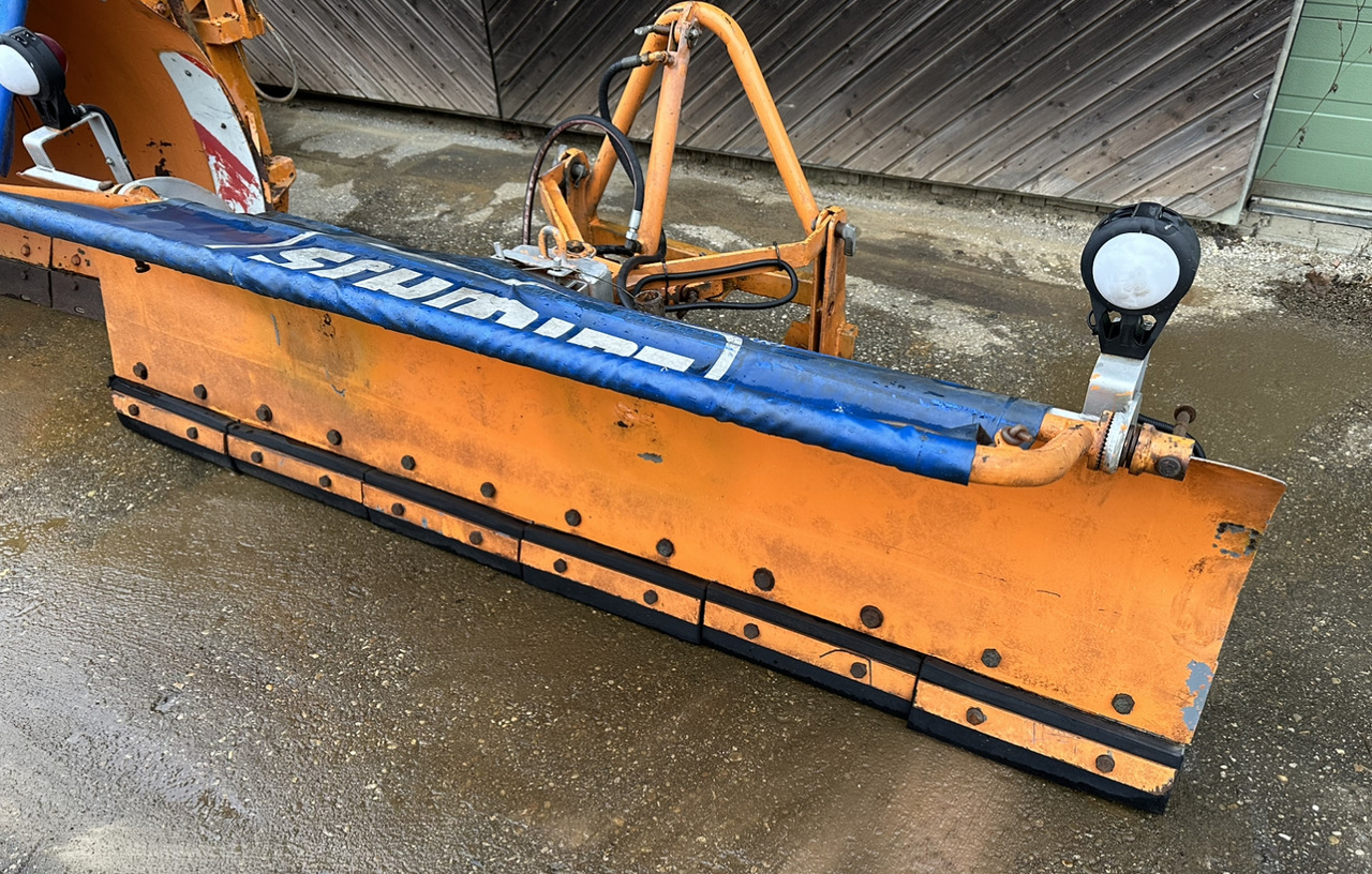 Unimog Schneepflug - Schneeschild Schmidt Micro - Hóeke: 3 kép. Unimog Schneepflug - Schneeschild Schmidt Micro - Hóeke: 3 kép.