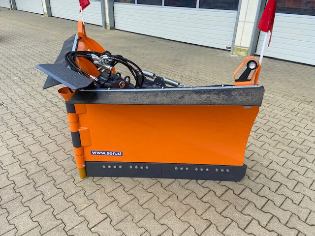 Unimog Schneepflug - Vario SON SPV-KX300 - Hóeke: 2 kép. Unimog Schneepflug - Vario SON SPV-KX300 - Hóeke: 2 kép.