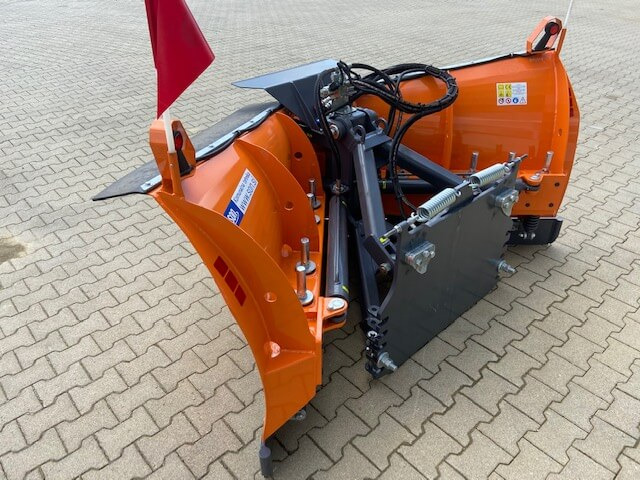 Unimog Schneepflug - Vario SON SPV-KX300 - Hóeke: 3 kép. Unimog Schneepflug - Vario SON SPV-KX300 - Hóeke: 3 kép.