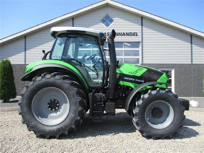 Deutz-fahr Agrotron 6205G New and Unused tractor  - Traktor: 1 kép. Deutz-fahr Agrotron 6205G New and Unused tractor  - Traktor: 1 kép.