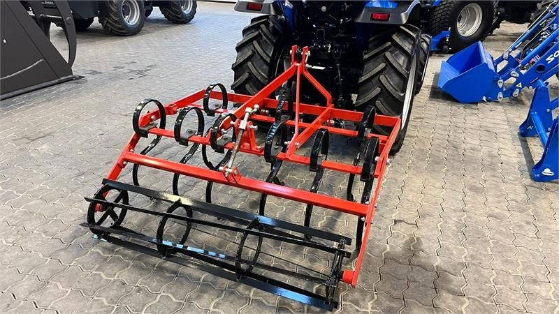 Dk-Tec Såbedsharve Fabriksny 120cm med efterruller som er - Borona: 4 kép. Dk-Tec Såbedsharve Fabriksny 120cm med efterruller som er - Borona: 4 kép.