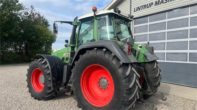 Fendt 926 Favorit Vario Med frontlift  - Traktor: 3 kép. Fendt 926 Favorit Vario Med frontlift  - Traktor: 3 kép.