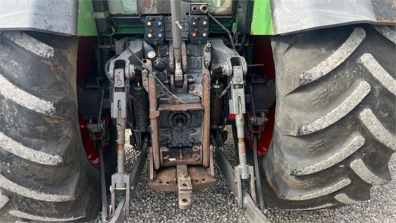 Fendt 926 Favorit Vario Med frontlift  - Traktor: 5 kép. Fendt 926 Favorit Vario Med frontlift  - Traktor: 5 kép.