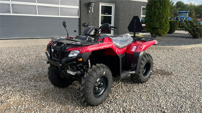 Honda TRX 420FE Traktor STORT LAGER AF HONDA ATV. Vi hj  - ATV/ Quad: 2 kép. Honda TRX 420FE Traktor STORT LAGER AF HONDA ATV. Vi hj  - ATV/ Quad: 2 kép.