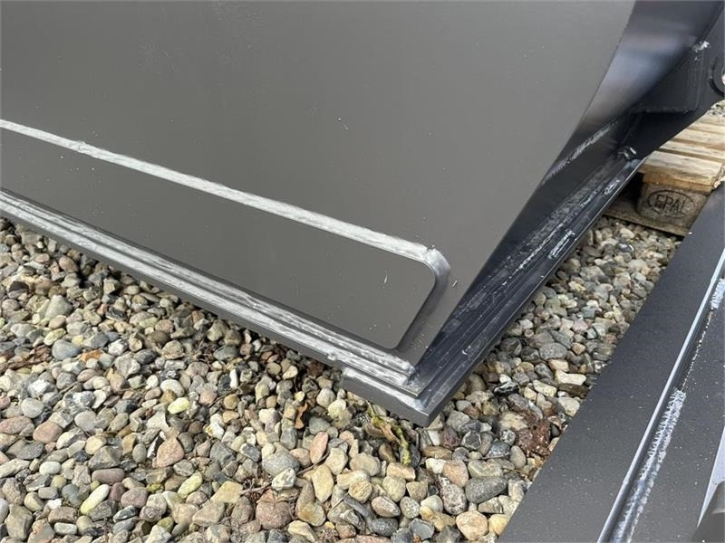 Gumikerekes homlokrakodó JST Skovl 3.4m3 med volvoskifte og 3m bred. NY SKOVL.: 14 kép.
