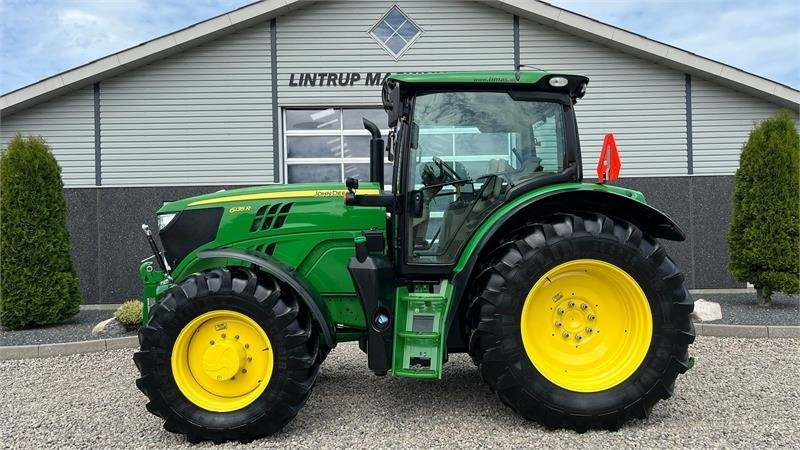 John Deere 6135R Krybegear, frontlift, TLS Affjedret foraksel - Traktor: 1 kép. John Deere 6135R Krybegear, frontlift, TLS Affjedret foraksel - Traktor: 1 kép.