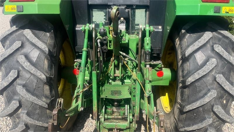John Deere 6300 Meget velholdt traktor. Samme ejer de sidste - Traktor: 4 kép. John Deere 6300 Meget velholdt traktor. Samme ejer de sidste - Traktor: 4 kép.