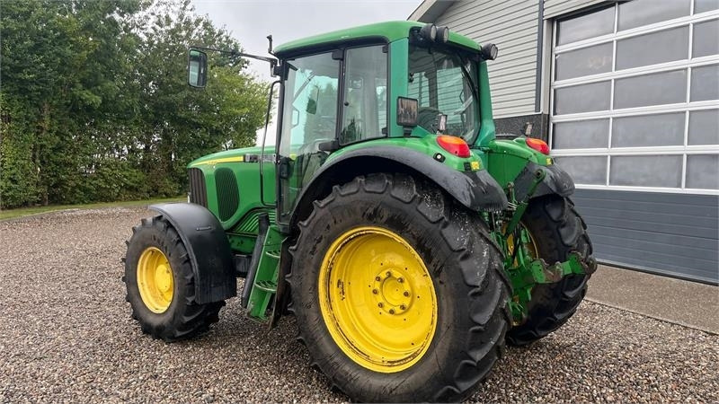 John Deere 6620 TLS PowerQuad - Traktor: 3 kép. John Deere 6620 TLS PowerQuad - Traktor: 3 kép.