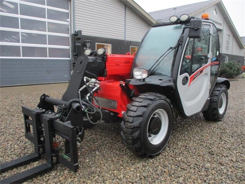 Teleszkópos rakodó Manitou MT625H Comfort Dansk maskine, med hydrauliske pall: 8 kép.