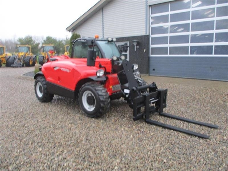 Teleszkópos rakodó Manitou MT625H Comfort Dansk maskine, med hydrauliske pall: 13 kép.