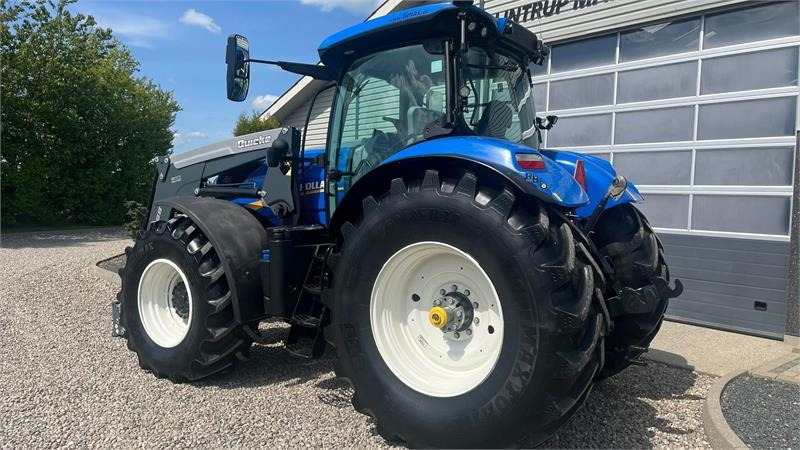 New Holland T7.270 AC med frontlift og frontlæsser - Traktor: 3 kép. New Holland T7.270 AC med frontlift og frontlæsser - Traktor: 3 kép.