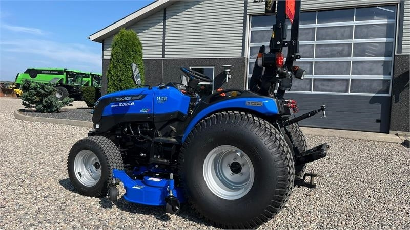 Solis 26 HST Hydrostat Turf hjul og klipperbord - Fűkasza: 4 kép. Solis 26 HST Hydrostat Turf hjul og klipperbord - Fűkasza: 4 kép.
