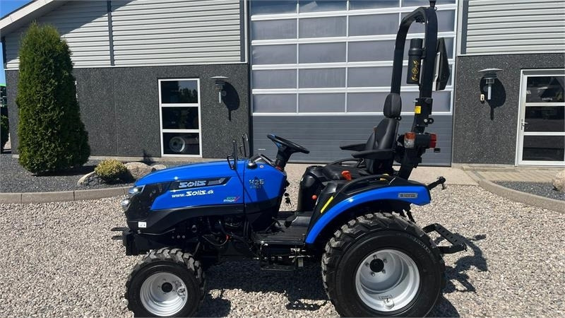 Traktor Solis H26 HST Hydrostat. Industrihjul: 13 kép.