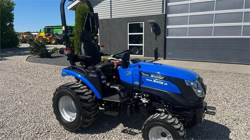 Traktor Solis H26 HST Hydrostat. Industrihjul: 21 kép.