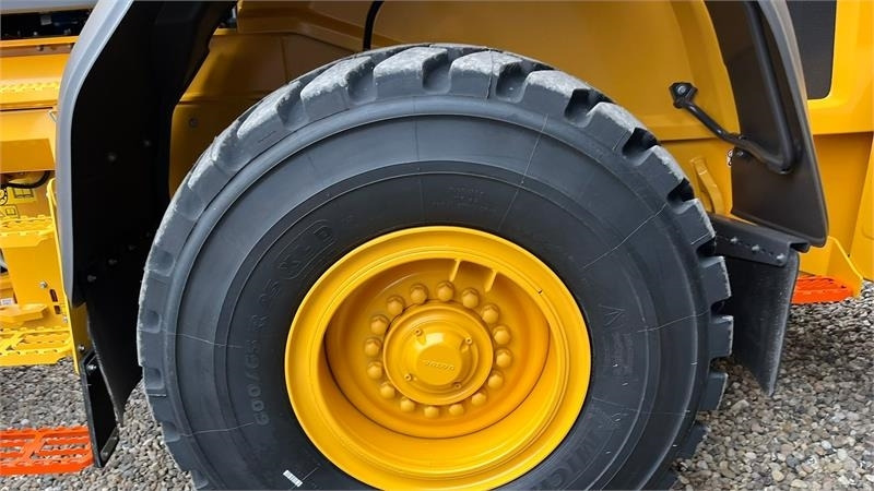 Volvo L 70 H H2 OPTISHIFT. Dansk maskine med fuld GARANT - Gumikerekes homlokrakodó: 4 kép. Volvo L 70 H H2 OPTISHIFT. Dansk maskine med fuld GARANT - Gumikerekes homlokrakodó: 4 kép.