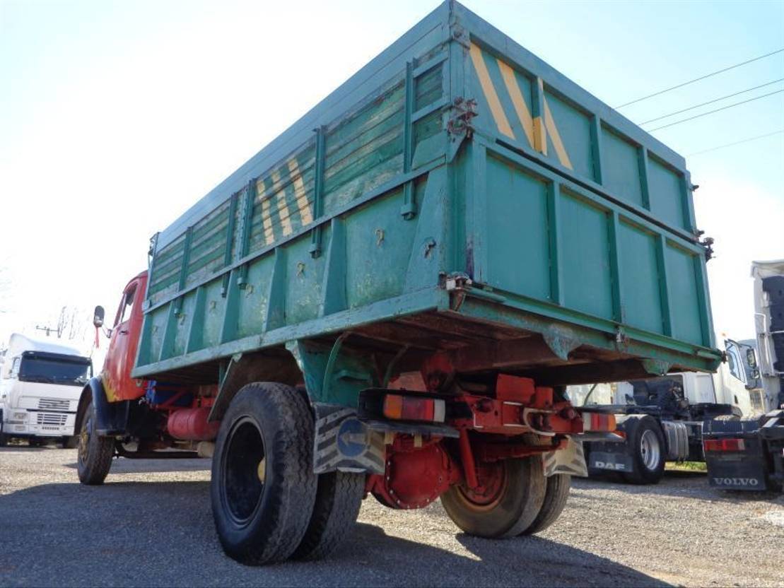 Mercedes-Benz MB1113 MERCEDES BENZ 1113 KIPPER (4X2) - Billenőplatós teherautó: 5 kép. Mercedes-Benz MB1113 MERCEDES BENZ 1113 KIPPER (4X2) - Billenőplatós teherautó: 5 kép.