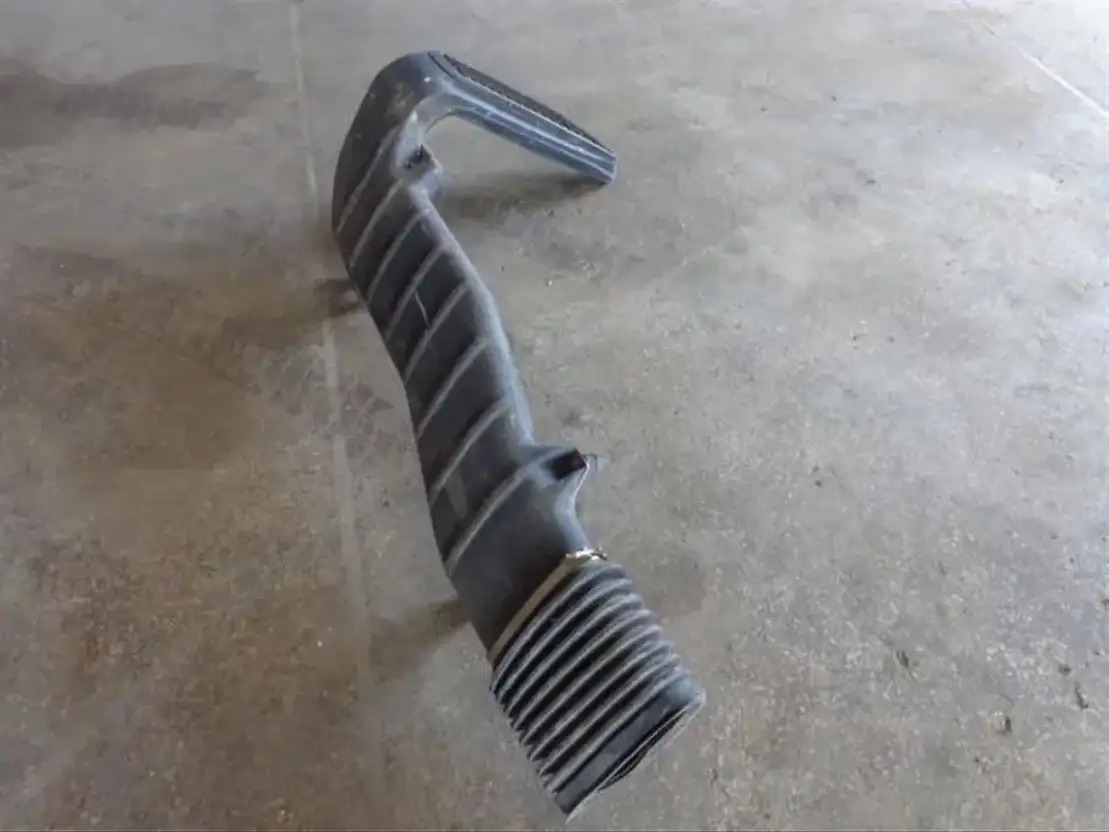 Volvo Side AIR Filter FOR Volvo Cabin F Serie - Fülke és belső tér - Teherautó: 2 kép. Volvo Side AIR Filter FOR Volvo Cabin F Serie - Fülke és belső tér - Teherautó: 2 kép.
