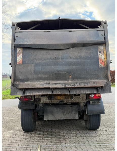 AJK ASFALT Kipper OP17-27-22.5 - Félpótkocsi billenőplatós: 4 kép. AJK ASFALT Kipper OP17-27-22.5 - Félpótkocsi billenőplatós: 4 kép.