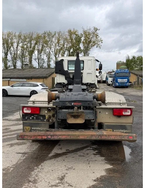 DAF CF 480 HAAKARM/ROLL-OFF TIPPER - Horgos rakodó teherautó: 5 kép. DAF CF 480 HAAKARM/ROLL-OFF TIPPER - Horgos rakodó teherautó: 5 kép.