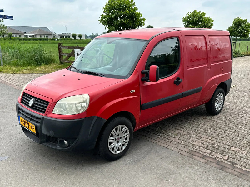 Fiat Doblò 1.9 JTD LANG Airco/Klima schuifdeur EXPORT! - Kis furgon: 3 kép. Fiat Doblò 1.9 JTD LANG Airco/Klima schuifdeur EXPORT! - Kis furgon: 3 kép.