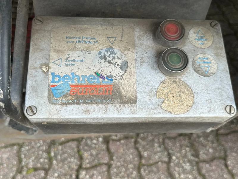 MAN LE 180 c !!LANDBOUW KENTEKEN!!!BOSBOUW!! - Platós teherautó: 5 kép. MAN LE 180 c !!LANDBOUW KENTEKEN!!!BOSBOUW!! - Platós teherautó: 5 kép.