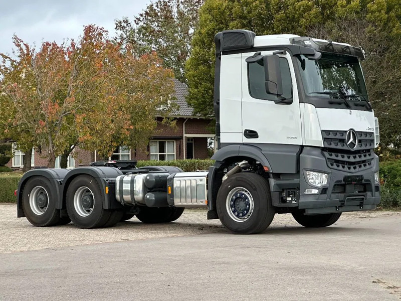 Mercedes-Benz Arocs 3351 6x4 LS!! TRK 180ton!!UNUSED!!TURBO RETARDER!!BELGIUM TRUCK!! - Nyergesvontató: 3 kép. Mercedes-Benz Arocs 3351 6x4 LS!! TRK 180ton!!UNUSED!!TURBO RETARDER!!BELGIUM TRUCK!! - Nyergesvontató: 3 kép.