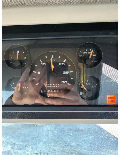 Utcaseprő gép Ravo 580 VEEGMACHINE/SWEEPER!!: 10 kép.