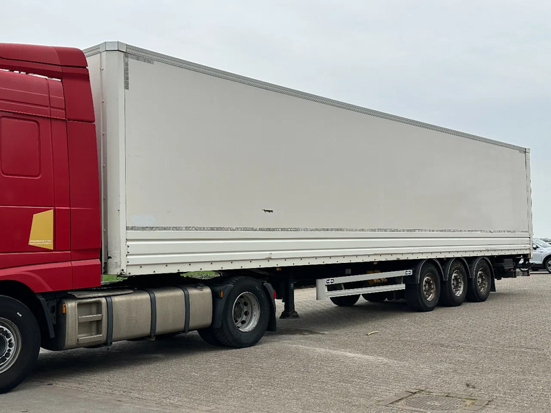 Van Hool 3 assige kasten trailer LBW/LAADKLEP 2500kg - Félpótkocsi dobozos: 2 kép. Van Hool 3 assige kasten trailer LBW/LAADKLEP 2500kg - Félpótkocsi dobozos: 2 kép.