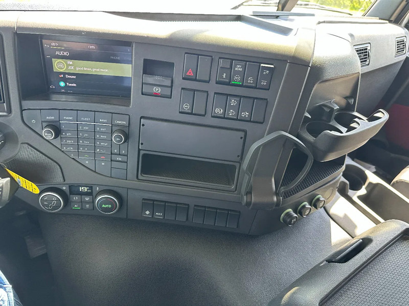Darus autó Volvo FMX 500 8X2!!FASSI 71TM!!FLY-JIB!!2017!!EURO6!!202TKM!!FRONTSTAMPS!!: 17 kép.