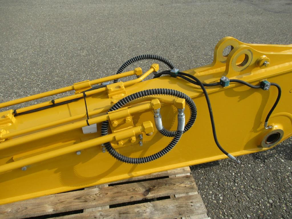 Caterpillar 3905604 - 3905603 - Adapterek - Építőipari gépek: 1 kép. Caterpillar 3905604 - 3905603 - Adapterek - Építőipari gépek: 1 kép.