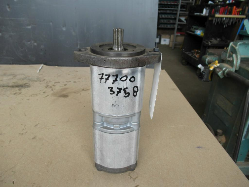 Bosch AZPFF-11-022/022LRR2020MB - - Hidraulikus szivattyú - Építőipari gépek: 1 kép. Bosch AZPFF-11-022/022LRR2020MB - - Hidraulikus szivattyú - Építőipari gépek: 1 kép.