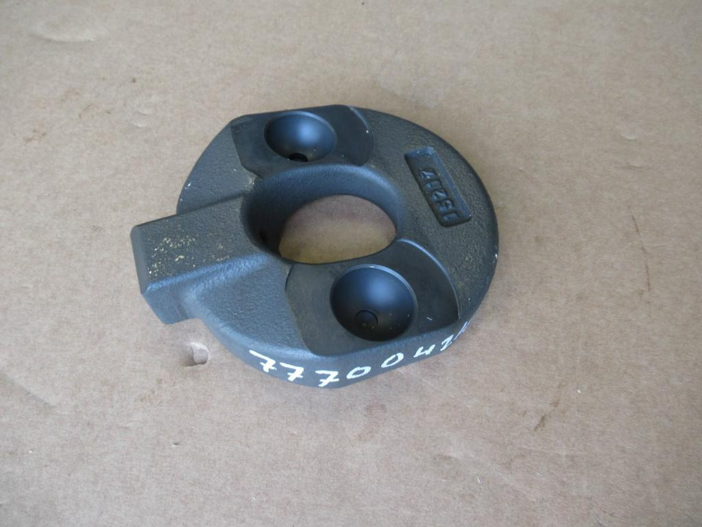 CNH YT10V00003R200 - - Olajszivattyú - Építőipari gépek: 1 kép. CNH YT10V00003R200 - - Olajszivattyú - Építőipari gépek: 1 kép.