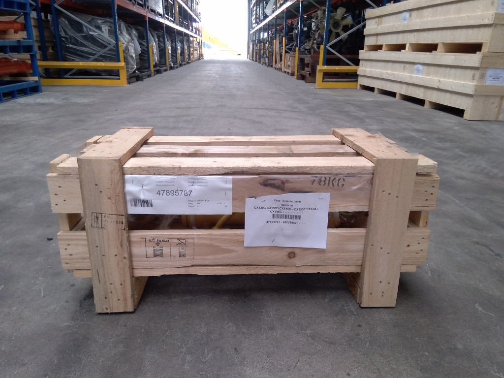 Case 47895787 - KMV18520 - Hidraulikus henger - Építőipari gépek: 2 kép. Case 47895787 - KMV18520 - Hidraulikus henger - Építőipari gépek: 2 kép.