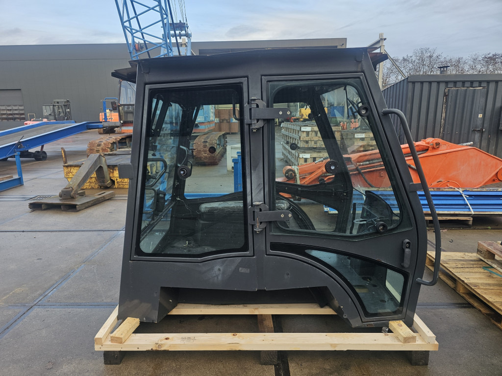 Case 48158665 - Fülke - Építőipari gépek: 1 kép. Case 48158665 - Fülke - Építőipari gépek: 1 kép.