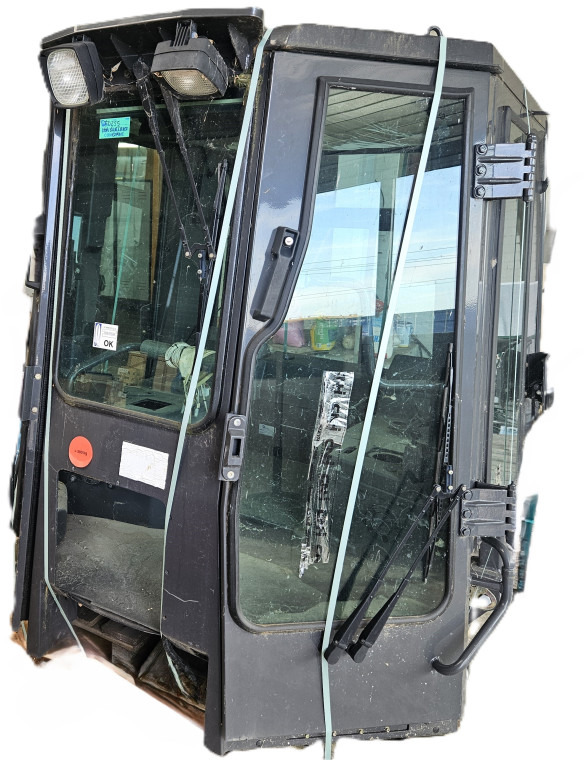 Case 87317280 - 76093531 - Fülke - Építőipari gépek: 1 kép. Case 87317280 - 76093531 - Fülke - Építőipari gépek: 1 kép.