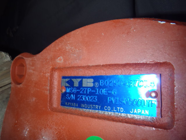 Case PV15V00017F1 - Fordító motor - Építőipari gépek: 2 kép. Case PV15V00017F1 - Fordító motor - Építőipari gépek: 2 kép.