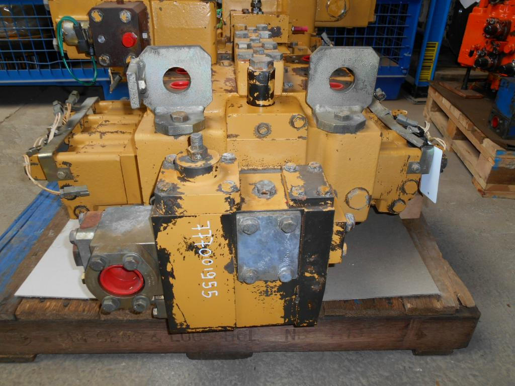 Hidraulikus szelep - Építőipari gépek Caterpillar 1644196: 9 kép. Hidraulikus szelep - Építőipari gépek Caterpillar 1644196: 9 kép.