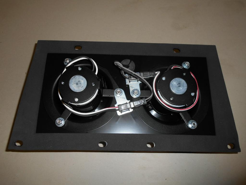 Caterpillar 3085073 - Fűtőmotor - Építőipari gépek: 1 kép. Caterpillar 3085073 - Fűtőmotor - Építőipari gépek: 1 kép.