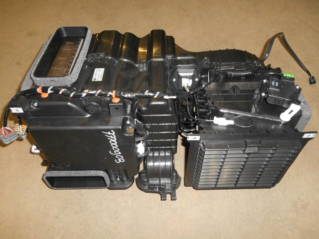 Caterpillar 3639493 - Klíma alkatrész - Építőipari gépek: 1 kép. Caterpillar 3639493 - Klíma alkatrész - Építőipari gépek: 1 kép.