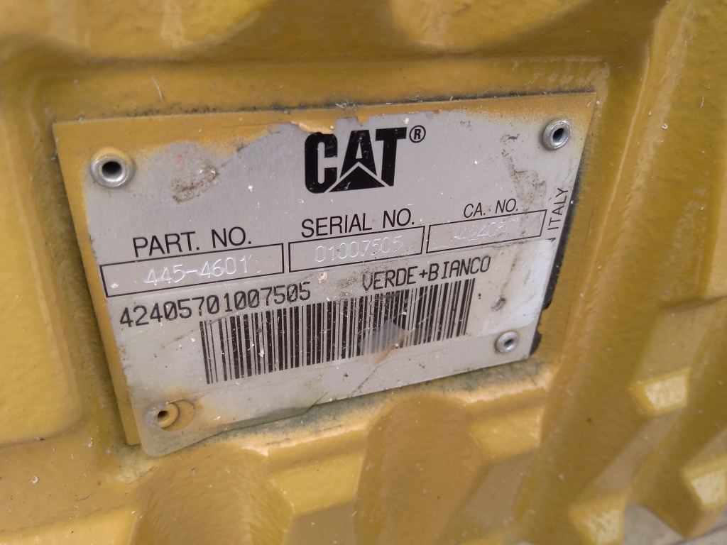Caterpillar 4454601 - Első tengely - Építőipari gépek: 5 kép. Caterpillar 4454601 - Első tengely - Építőipari gépek: 5 kép.