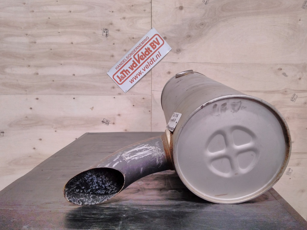 Hitachi 4346631 - Hangtompító - Építőipari gépek: 2 kép. Hitachi 4346631 - Hangtompító - Építőipari gépek: 2 kép.