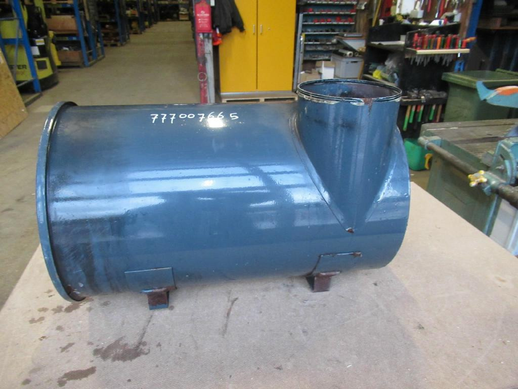 Hitachi ZX520LCH-3 - - Levegőszűrő - Építőipari gépek: 1 kép. Hitachi ZX520LCH-3 - - Levegőszűrő - Építőipari gépek: 1 kép.