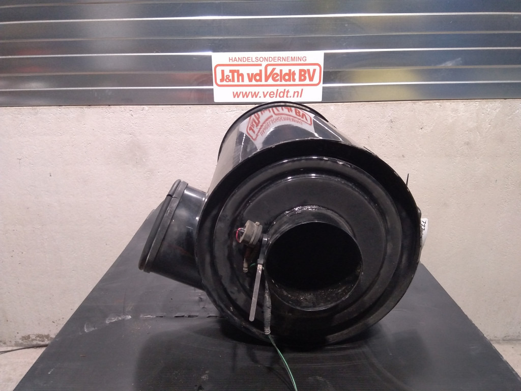 Hitachi ZX670LCH-3 - - Levegőszűrő - Építőipari gépek: 4 kép. Hitachi ZX670LCH-3 - - Levegőszűrő - Építőipari gépek: 4 kép.