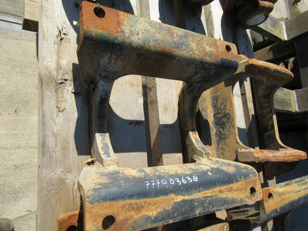 Hyundai 81EH-30010 - Lánctalp - Lánctalpas kotró: 5 kép. Hyundai 81EH-30010 - Lánctalp - Lánctalpas kotró: 5 kép.