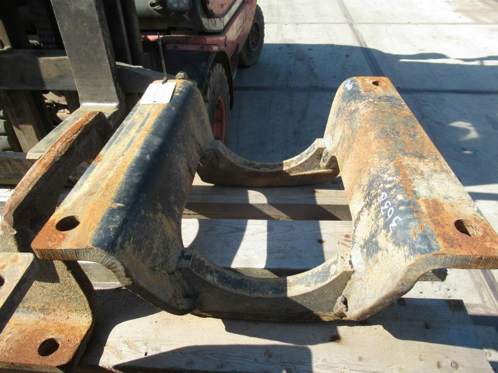 Hyundai 81EH-30010 - Lánctalp - Lánctalpas kotró: 1 kép. Hyundai 81EH-30010 - Lánctalp - Lánctalpas kotró: 1 kép.