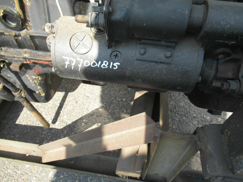 Motor - Építőipari gépek Iveco 8215.22*400 -: 10 kép.