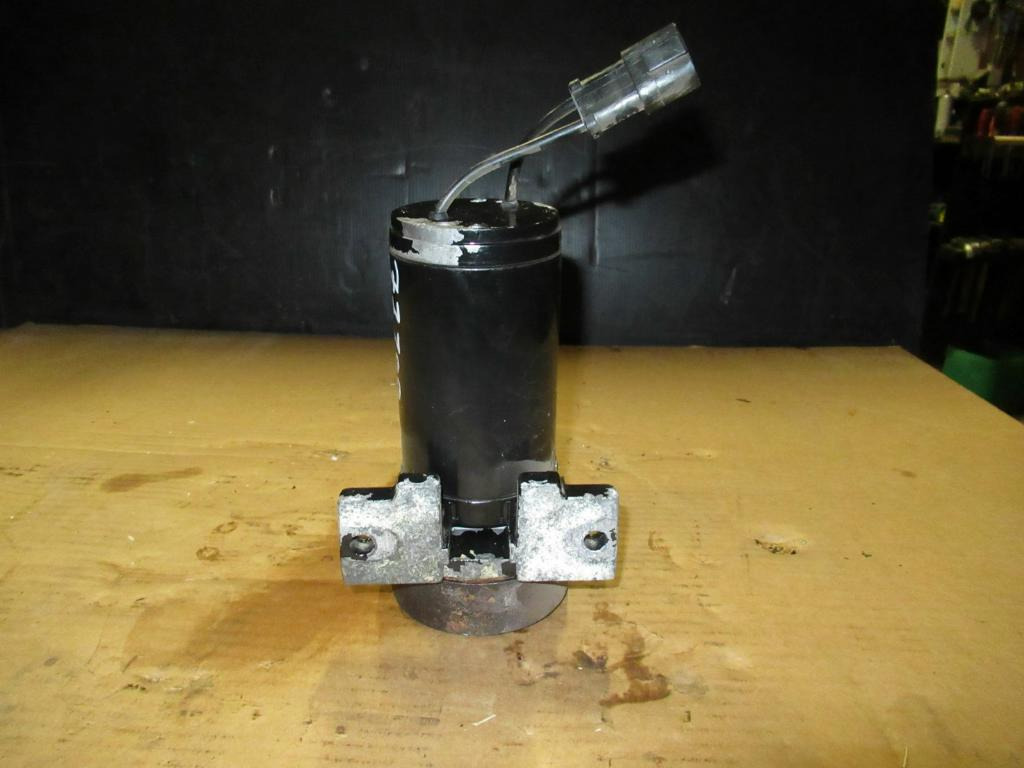 Jabsco 98012-9297C - - Üzemanyag szivattyú - Építőipari gépek: 2 kép. Jabsco 98012-9297C - - Üzemanyag szivattyú - Építőipari gépek: 2 kép.