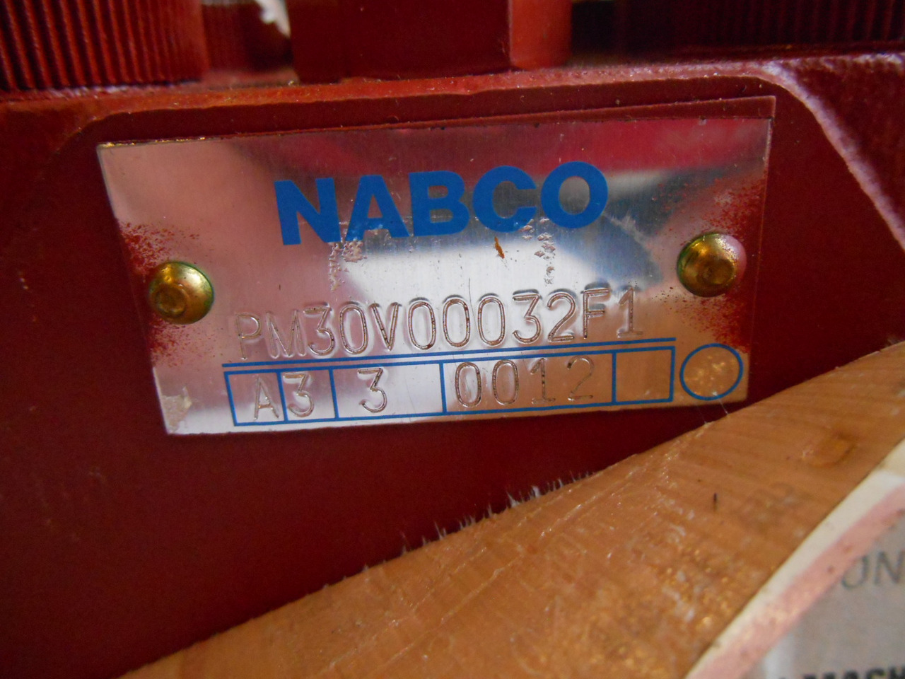 Kobelco PM30V00032F1 - Hidraulikus szelep - Építőipari gépek: 4 kép. Kobelco PM30V00032F1 - Hidraulikus szelep - Építőipari gépek: 4 kép.