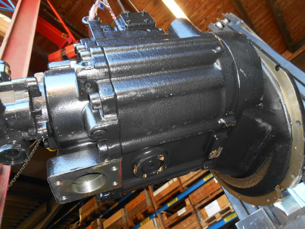 Kobelco YN10V00008F3 - YN10V00011F1 - Hidraulikus szivattyú - Építőipari gépek: 5 kép. Kobelco YN10V00008F3 - YN10V00011F1 - Hidraulikus szivattyú - Építőipari gépek: 5 kép.