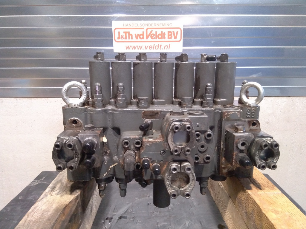 Liebherr 10476463 - Hidraulikus szelep - Építőipari gépek: 3 kép. Liebherr 10476463 - Hidraulikus szelep - Építőipari gépek: 3 kép.